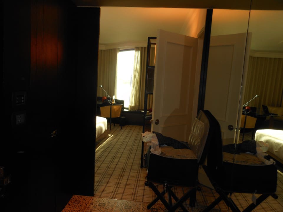 Zimmer 1216 - Blick ins Zimmer Grand Hyatt Erawan Bangkok