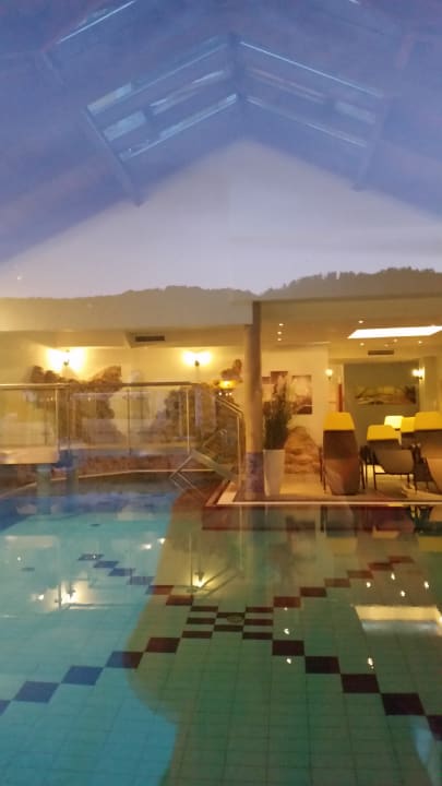 Pool Schlössl Hotel Kindl