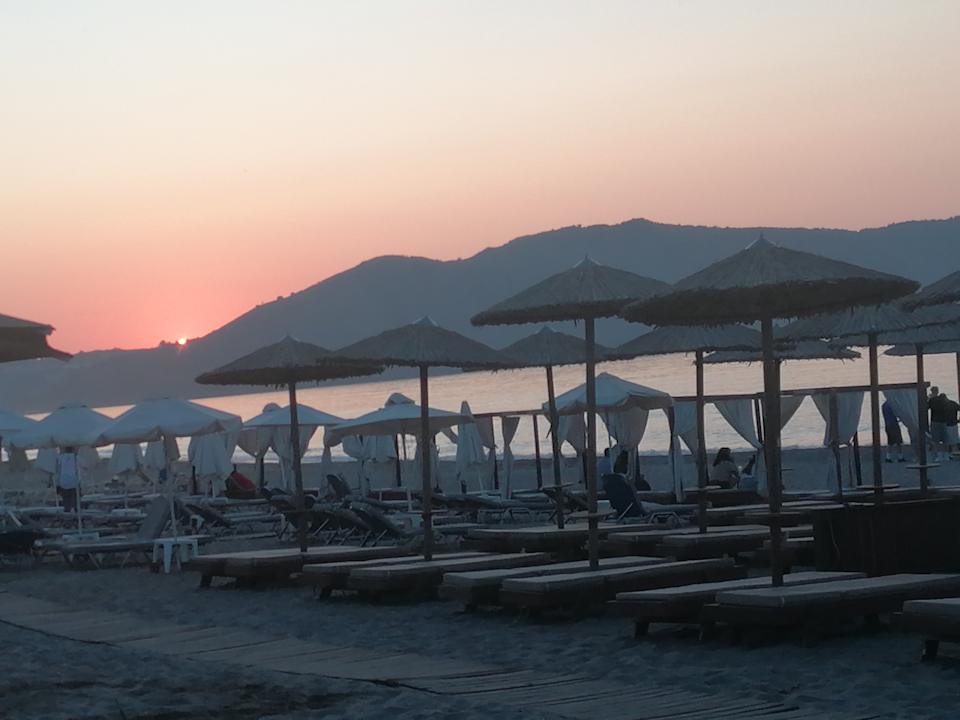 Strand HARPIN Happy Days Beach Hotel