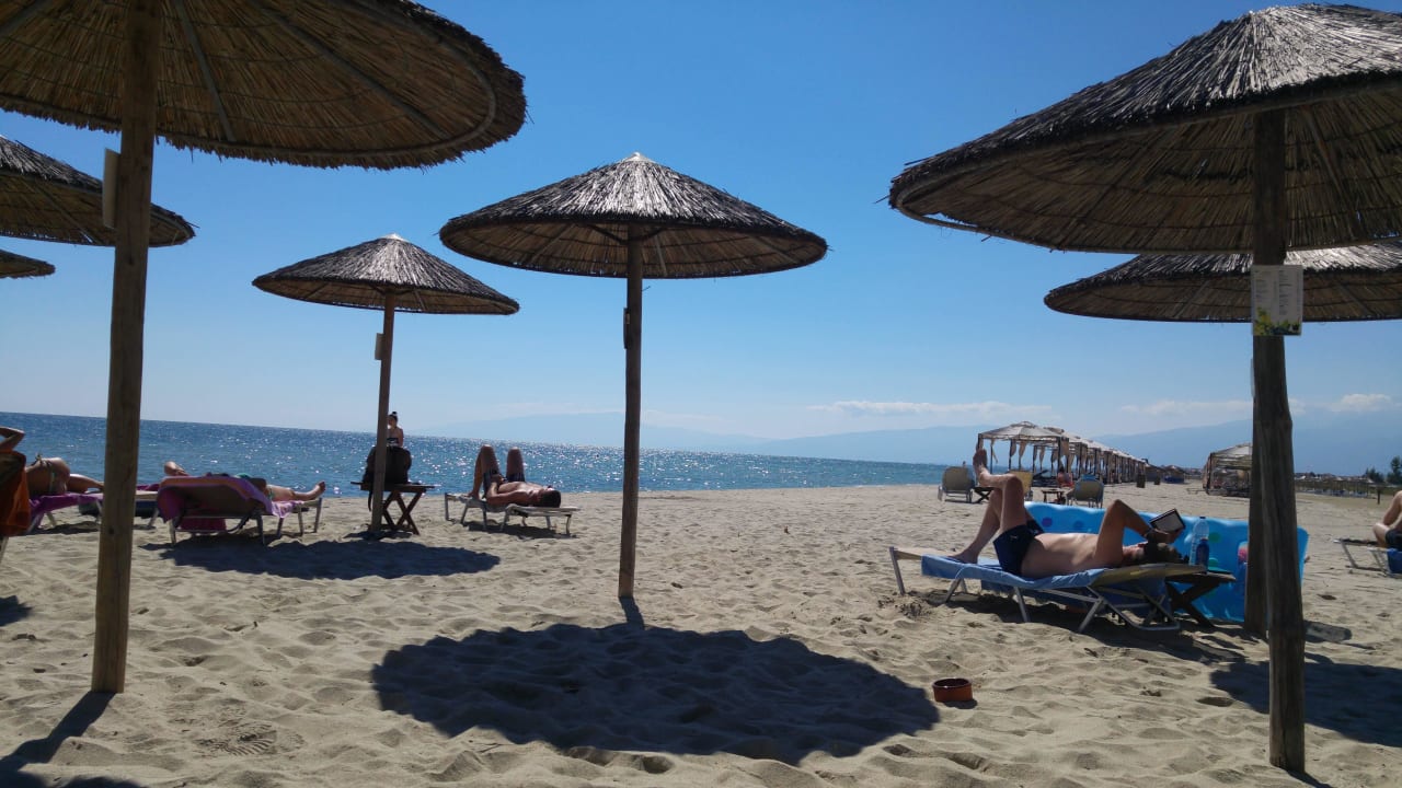 Liegeplatz direkt am Meer Mediterranean Village Hotel & Spa