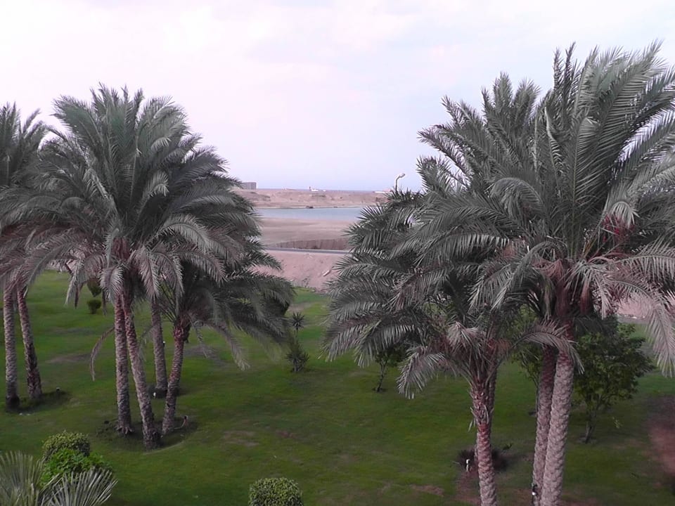 Blick vom Balkon Richtung Strand SUNRISE Cardina Resort