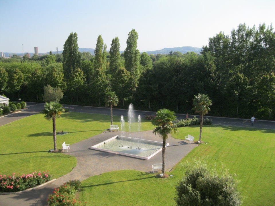 Blick aus Zimmer Savoia Hotel Regency