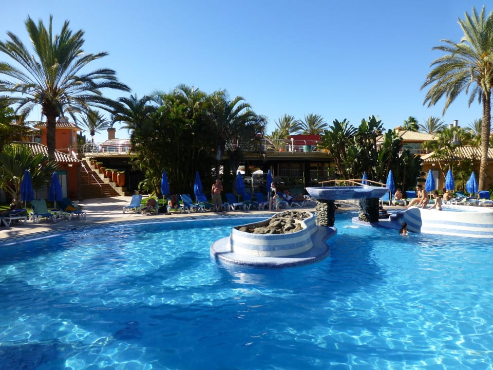 Hauptpool Suites & Villas by Dunas