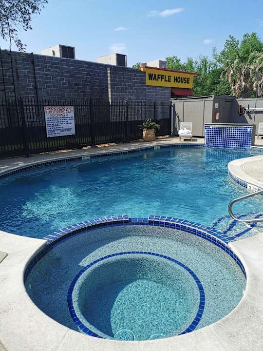 Pool Hotel Wingate by Wyndham Houston Bush Intercontinental Airport IAH