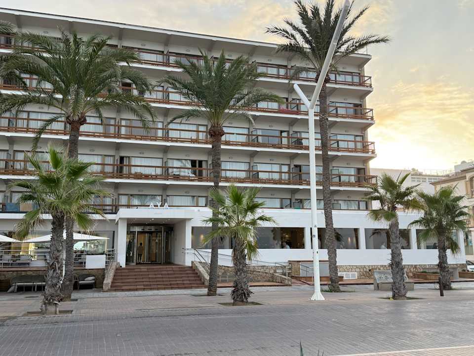 Außenansicht AYA Seahotel - Adults only