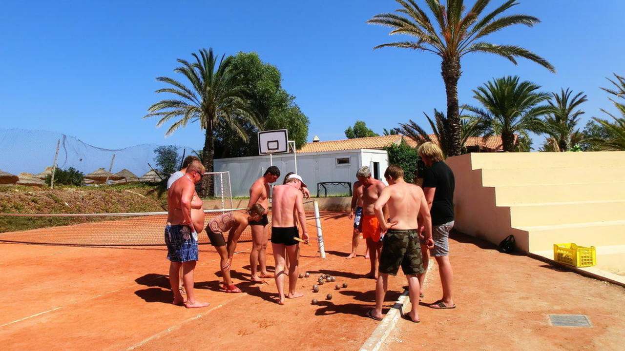 Spaß beim Bocciaspiel Hotel Rosa Beach
