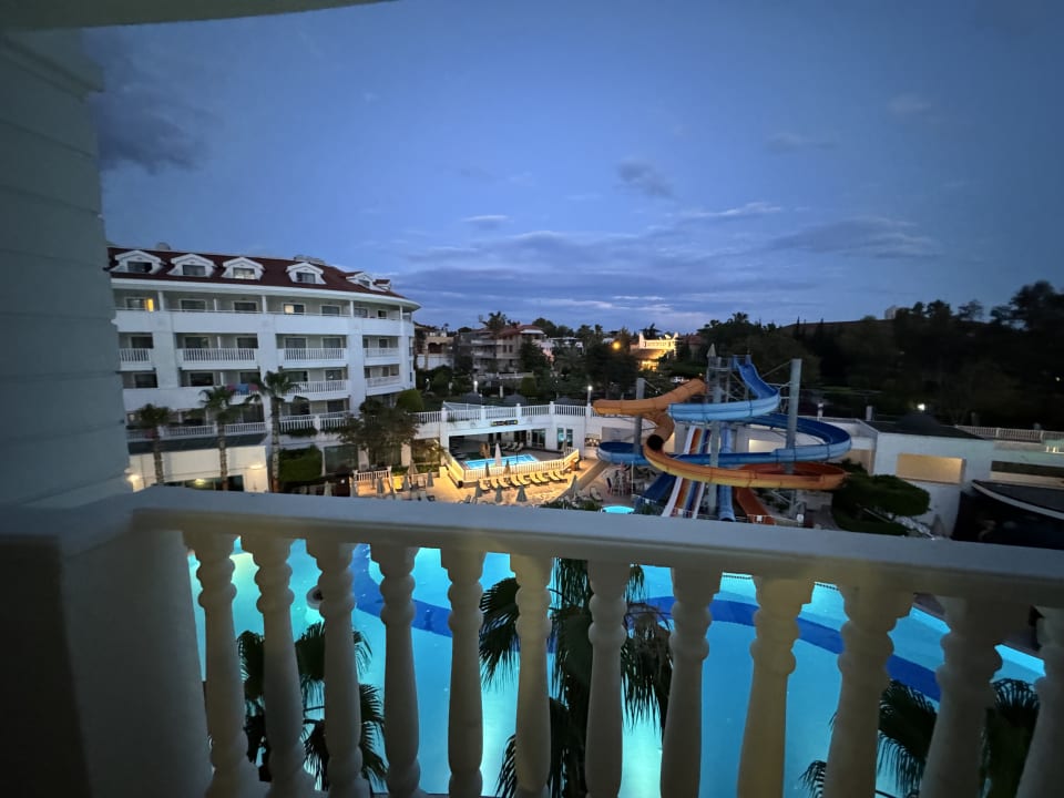 Zimmer Alba Queen Hotel