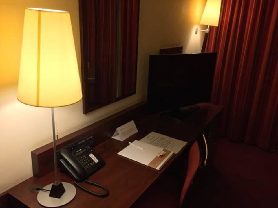 MIejsce do pracy Golden Tulip Warsaw Centre Hotel