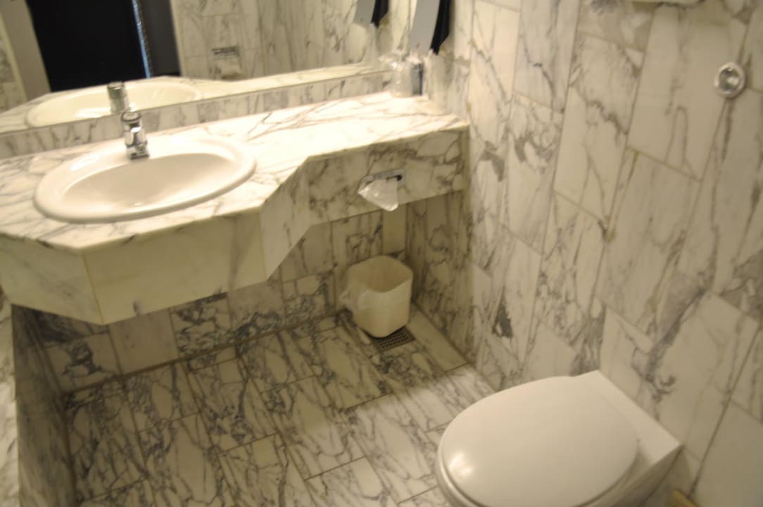 Badezimmer Clarion Collection Hotel Grand Olav