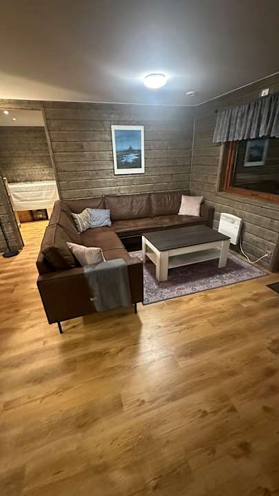 Gastro Aurora River Camp Glass igloos & cabins