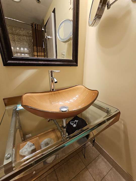 Sonstiges Academy Hotel