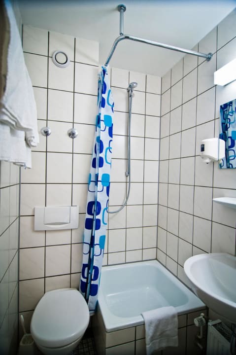 Bad Mehrbettzimmer Hostel Haus International