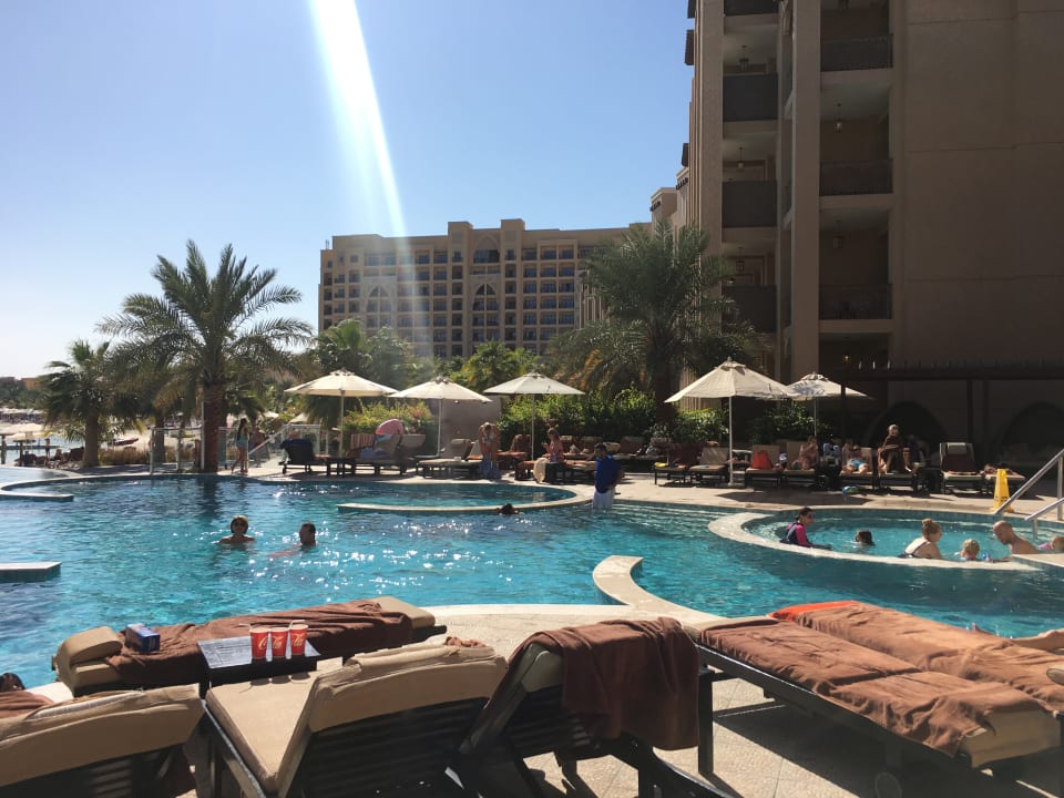 Pool DoubleTree by Hilton Resort & Spa Marjan Island