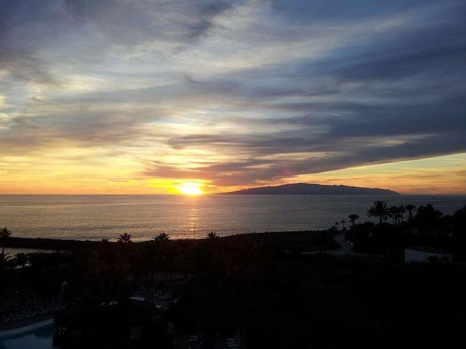 La Gomera von der Dachterrasse aus Hotel Riu Palace Tenerife