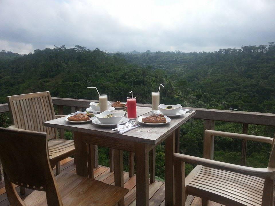 View Balcony Puri Sebatu Resort