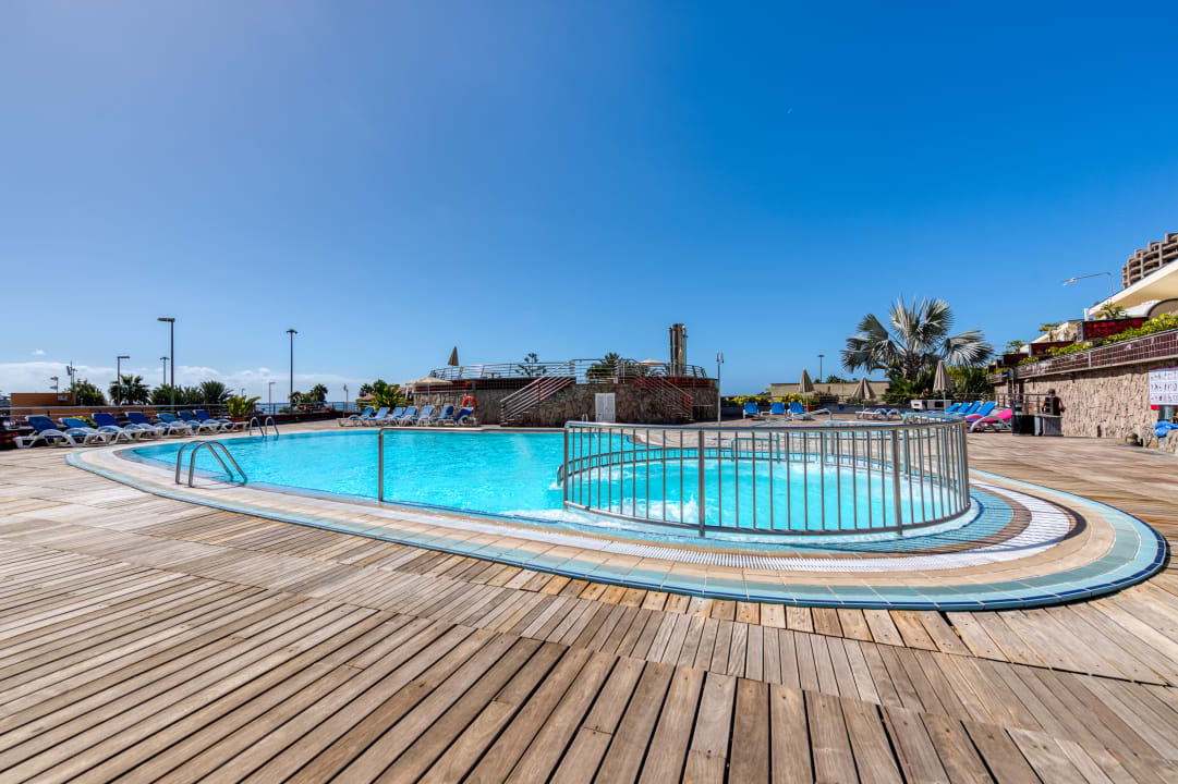 Pool Holiday Club Playa Amadores