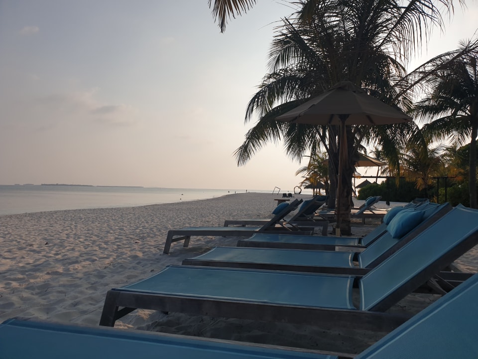 Strand Kuredu Island Resort & Spa