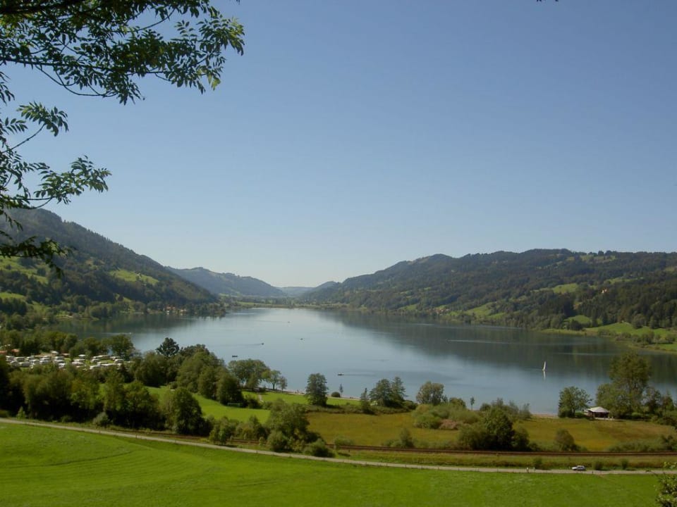 Blick auf den Alpsee Hotel Ferienpark Missen