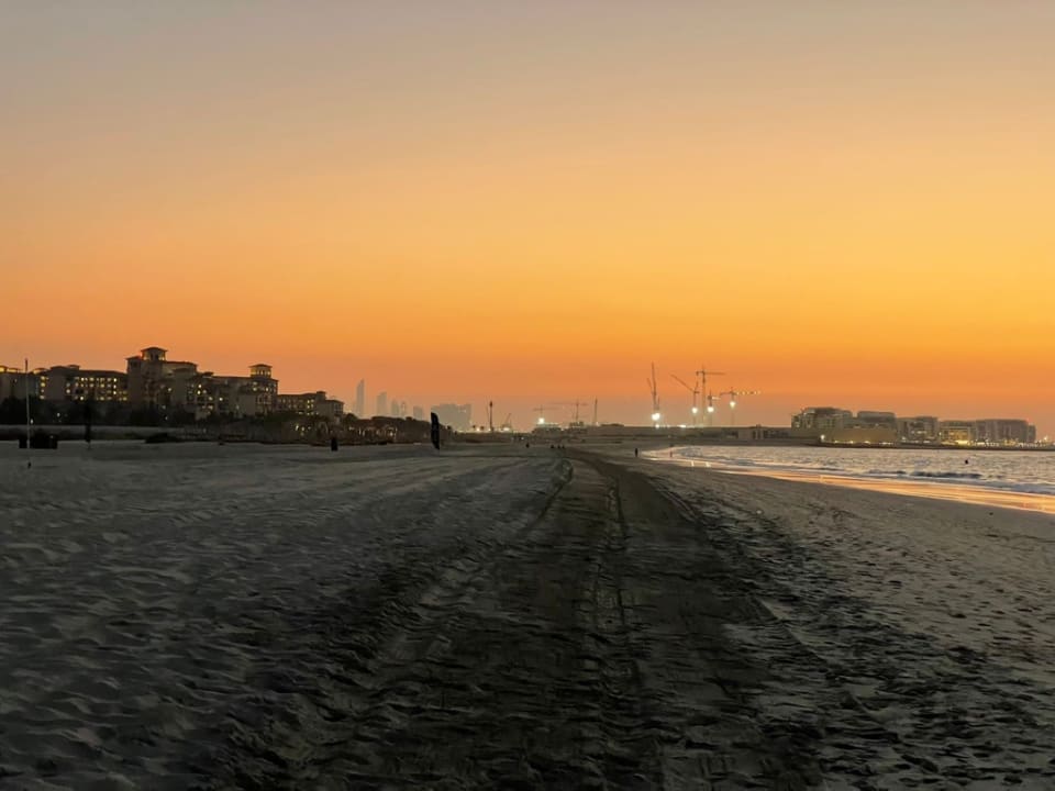 Strand Rixos Premium Saadiyat Island