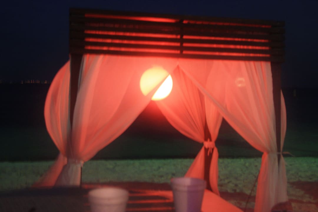 Plaża wieczorem Temptation Cancun Resort - Adults only