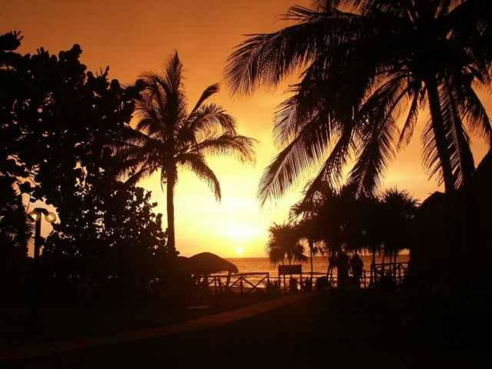 Sonnenuntergang Hotel Bella Costa