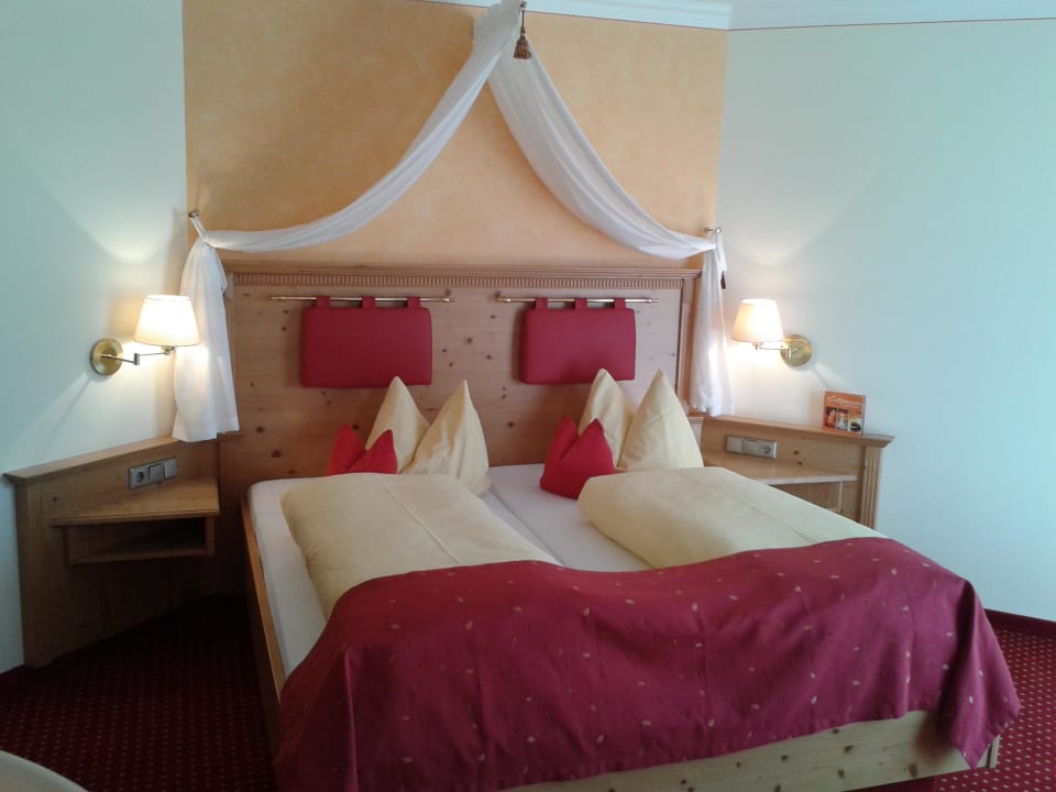 Türmchensuite Landhotel Zur Jurahöhe / Juraschlössl