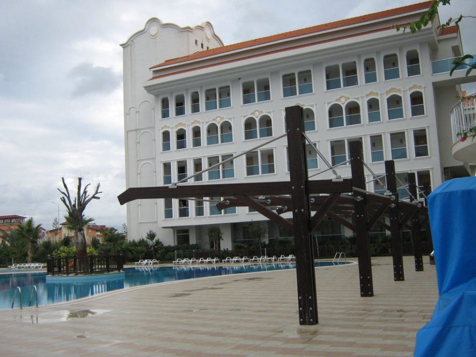 Aussengebäude am Pool Hotel Sultan of Side