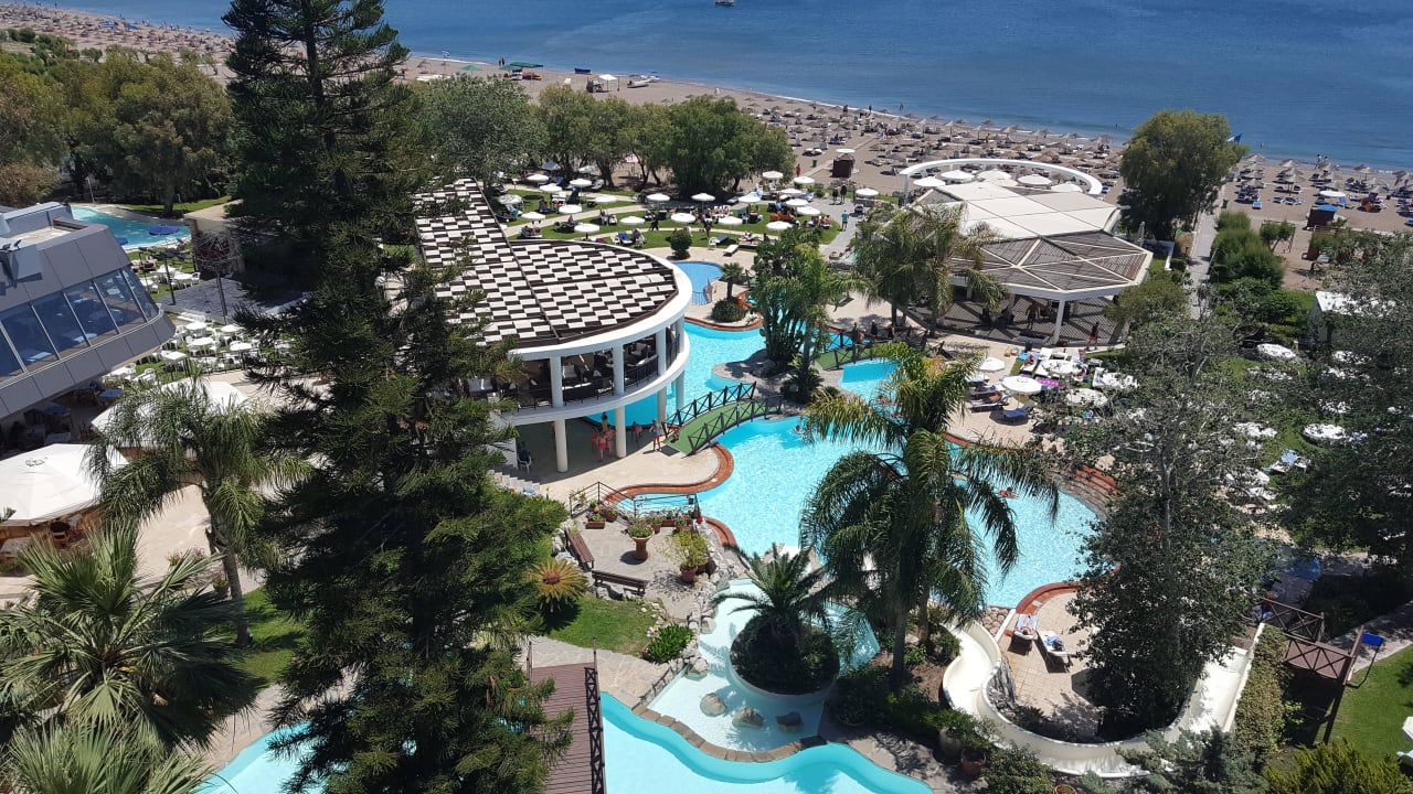 Pool Gartenanlage vom Zimmer aus  Hotel Calypso Beach