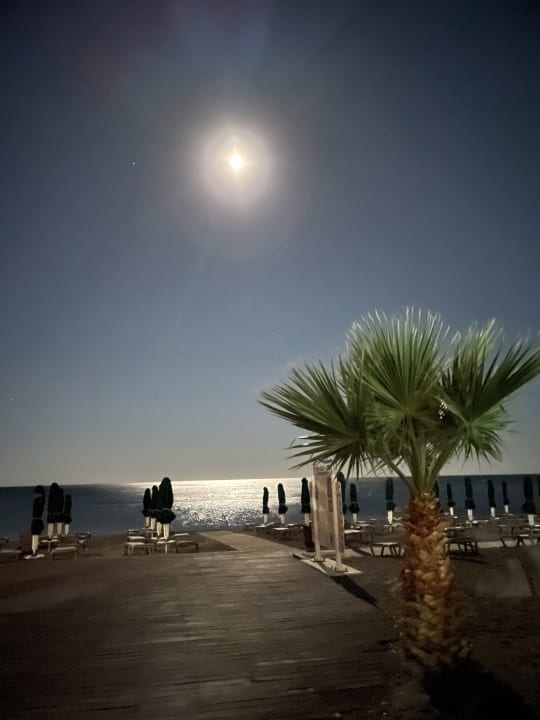 Strand Esperos Palace Resort & Spa
