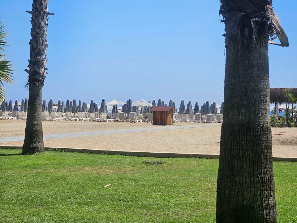 Strand Hotel Royal Garden Beach