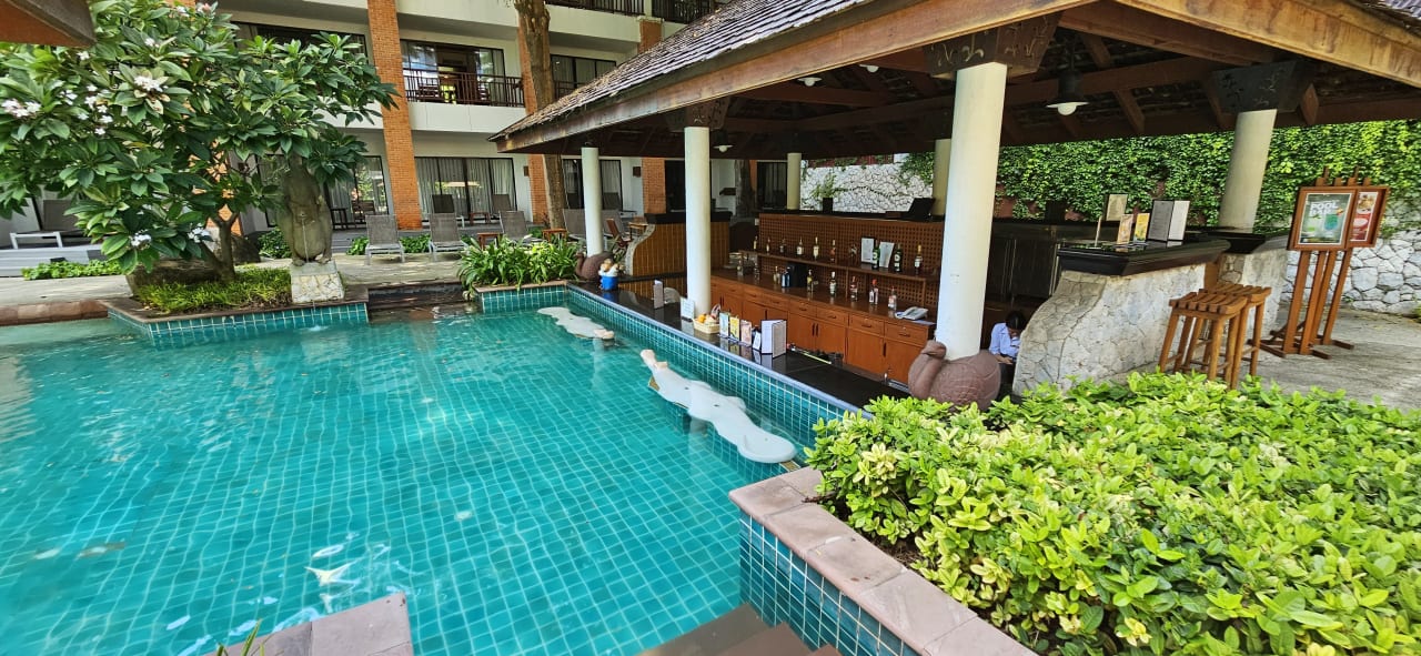 Pool Woodlands Hotel & Resort
