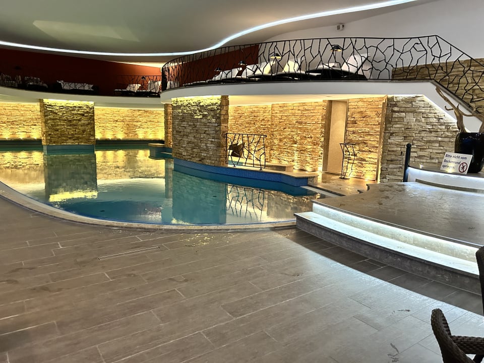 Pool Treschers Schwarzwald Hotel