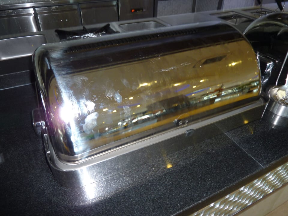 Nach 4 Monaten fehlen schon die Griffe Crystal Sunset Pearl Collection