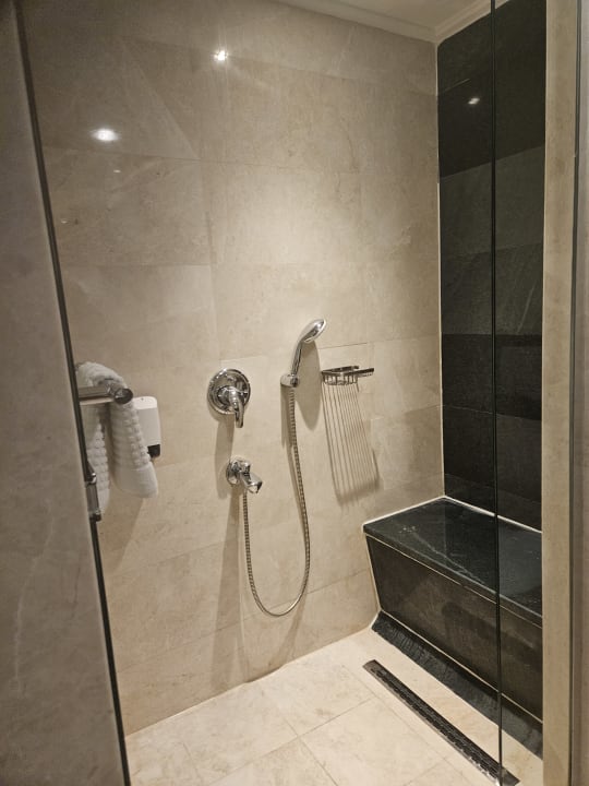 Zimmer Club Grand Side