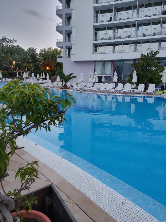 Pool Sentido Neptun Beach
