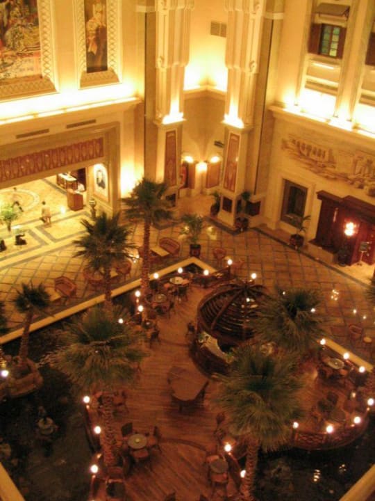 Lobby vom 4.Stock aus Palm Royale Resort - Soma Bay