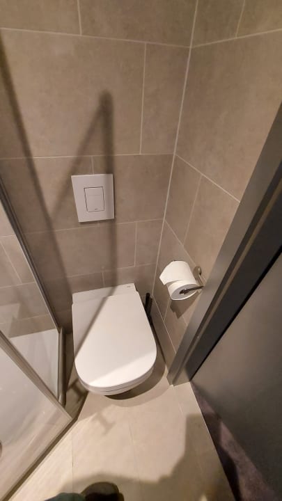 Zimmer Premier Inn Saarbrücken City Centre