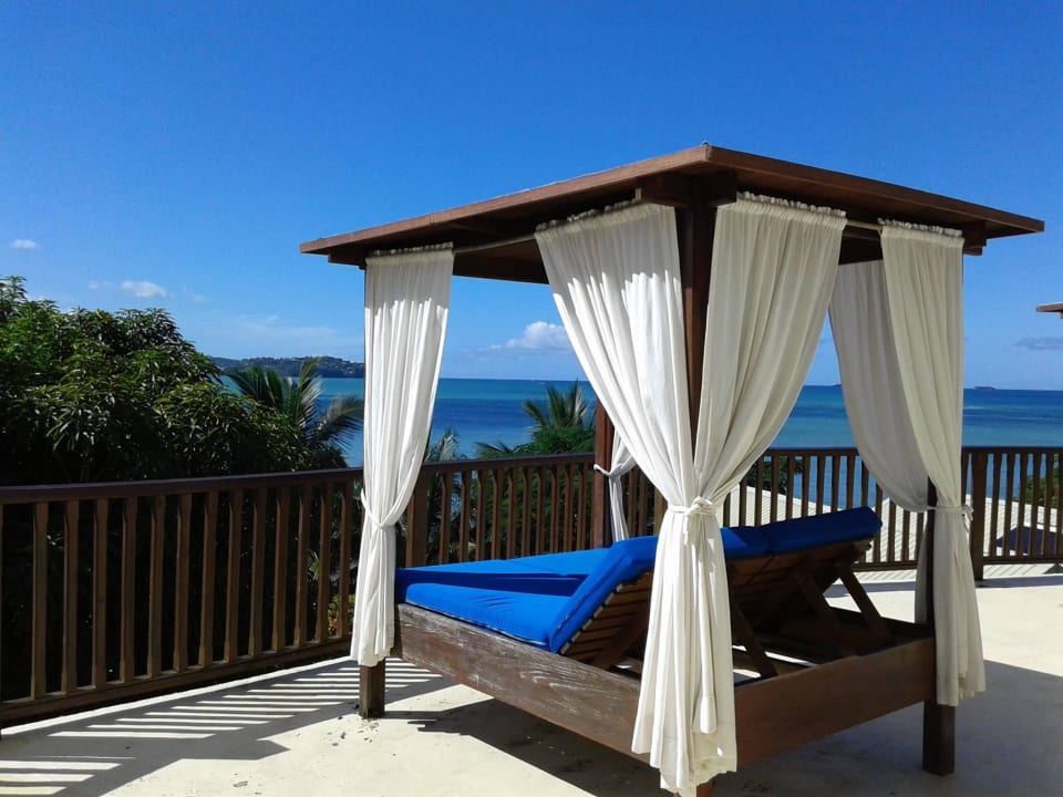 Poolbereich Calabash Cove Resort & Spa