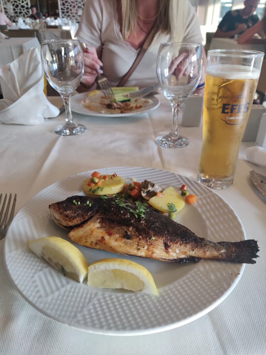 Gastro The Sense Deluxe Hotel