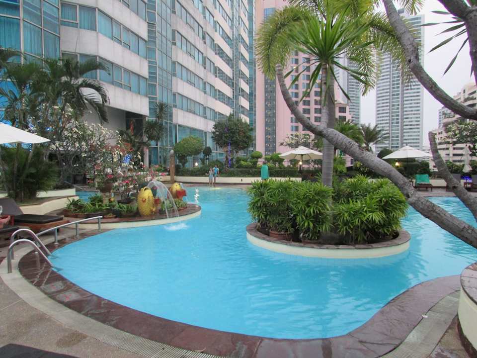 Schöne Poolanlage Hotel Windsor Suites & Convention