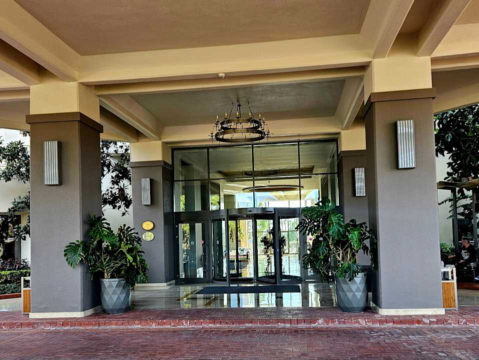 Lobby Arum Barut Collection