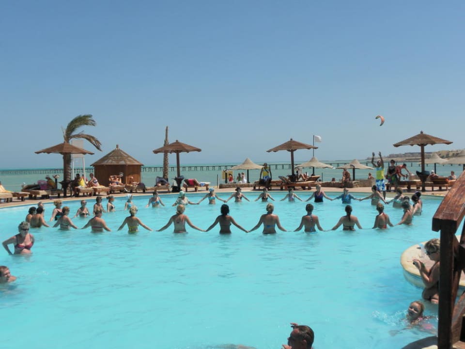 Aerobik Riviera Aqua Park Resort