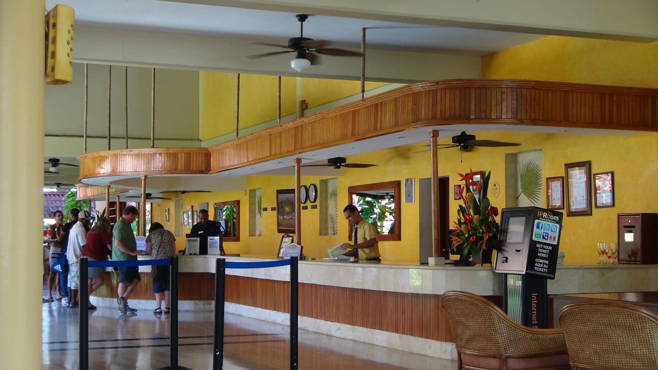 Rezeption mit freien W-LAN Zugang Grand Palladium Select Bávaro Resort & Spa