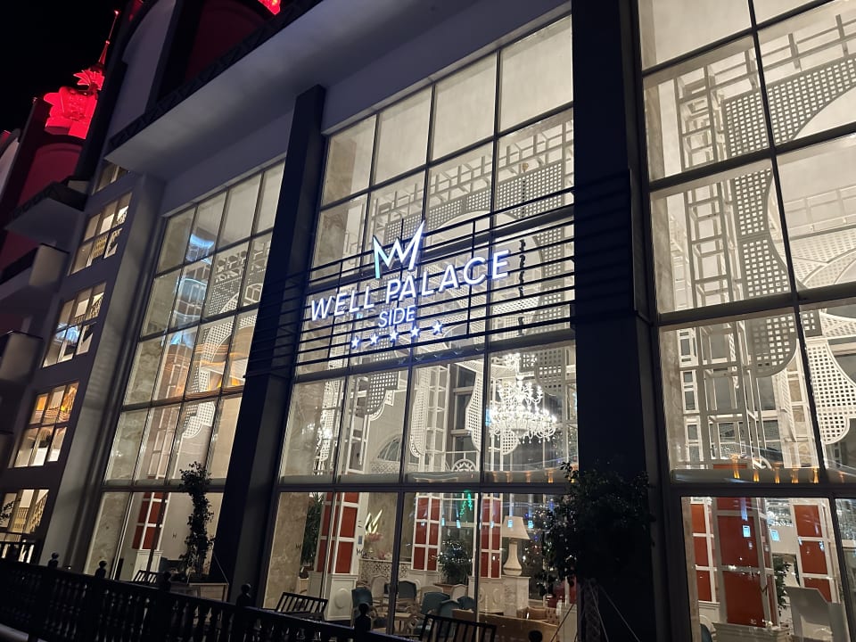 Außenansicht Well Palace Side