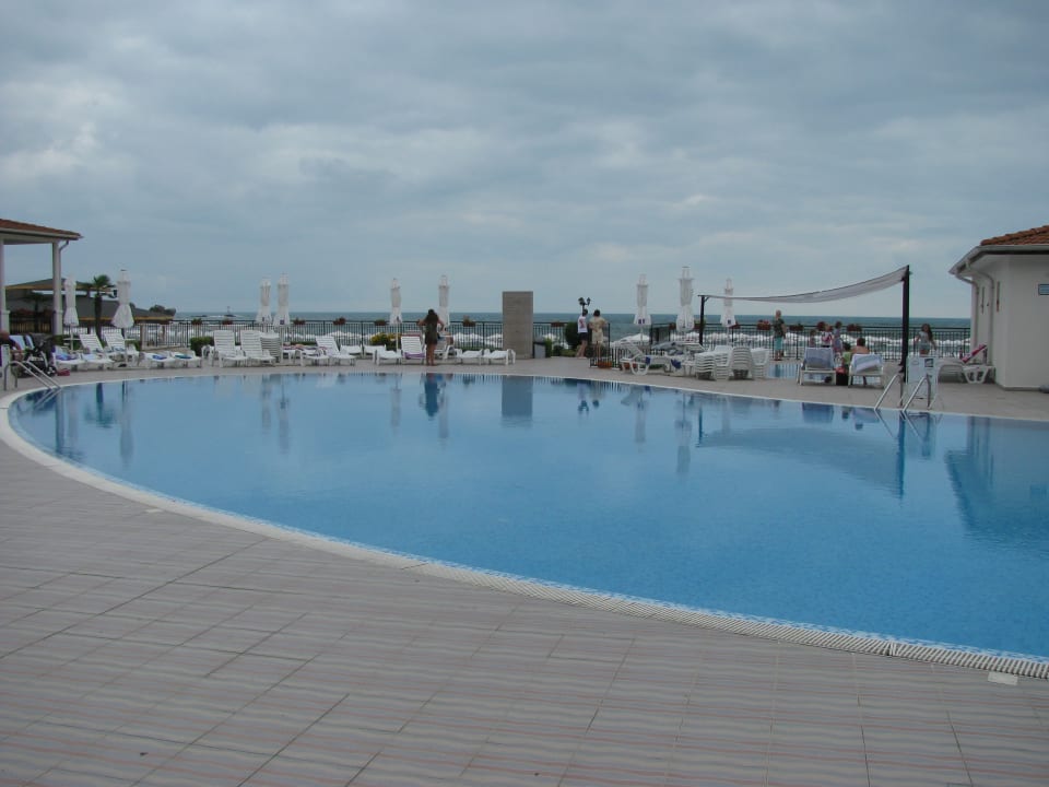 Pool TUI Suneo Serenity Bay