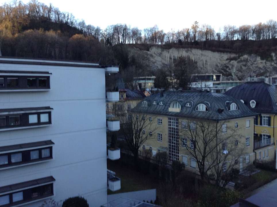 Ausblick von der Terrasse des Zimmers 410 Am Neutor Hotel Salzburg Zentrum