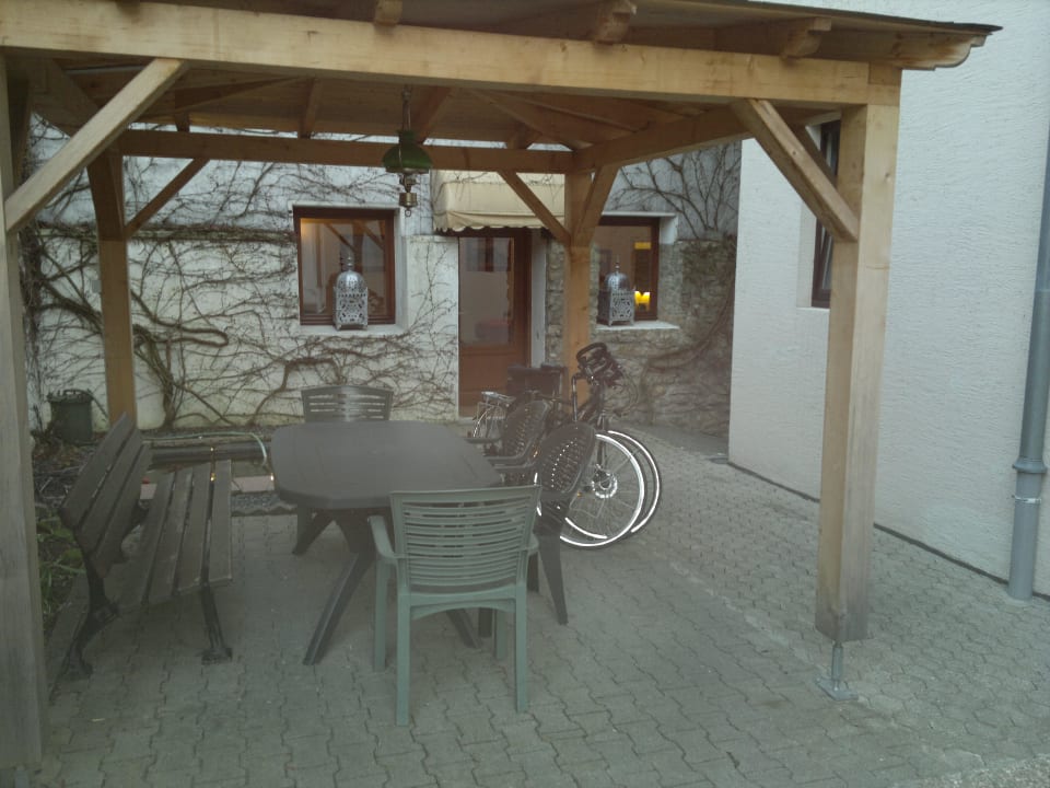 Im Innenhof des Hotels Hotel Le Chatelet