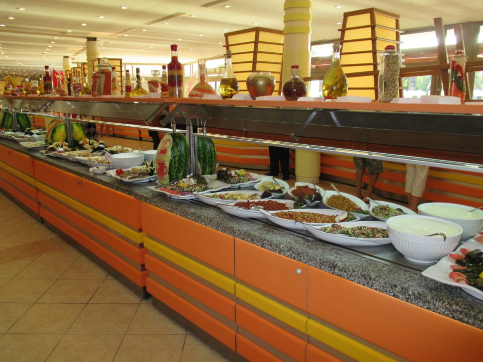 Am Büffet VONRESORT Golden Beach