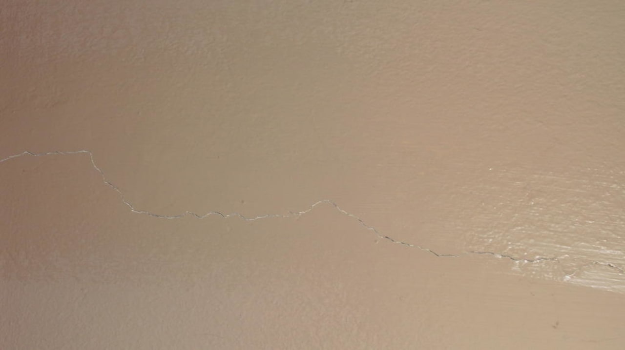 Risse in den Wänden Khao Lak Merlin Resort