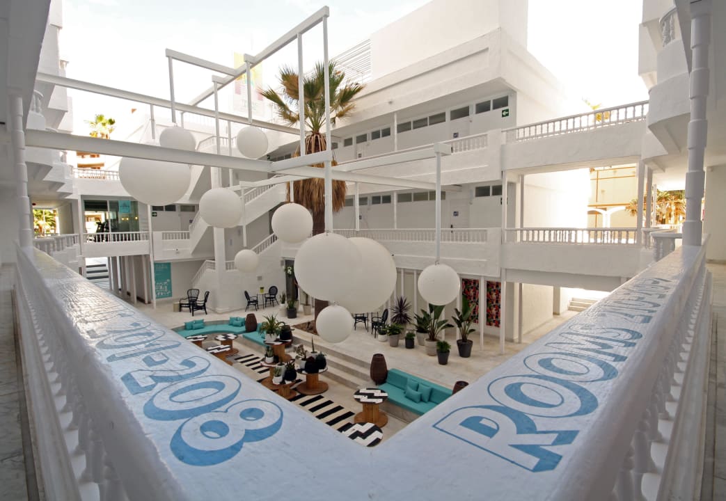 Patio Hotel Gold by Marina